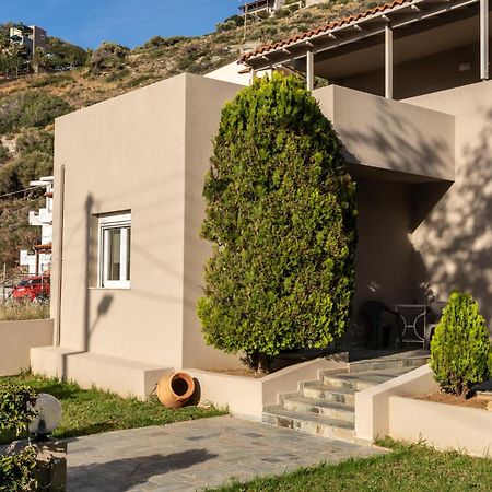 Elio A 1Bdr Apt With Garden 1 Min From The Beach By Hospi Heraklion Zewnętrze zdjęcie